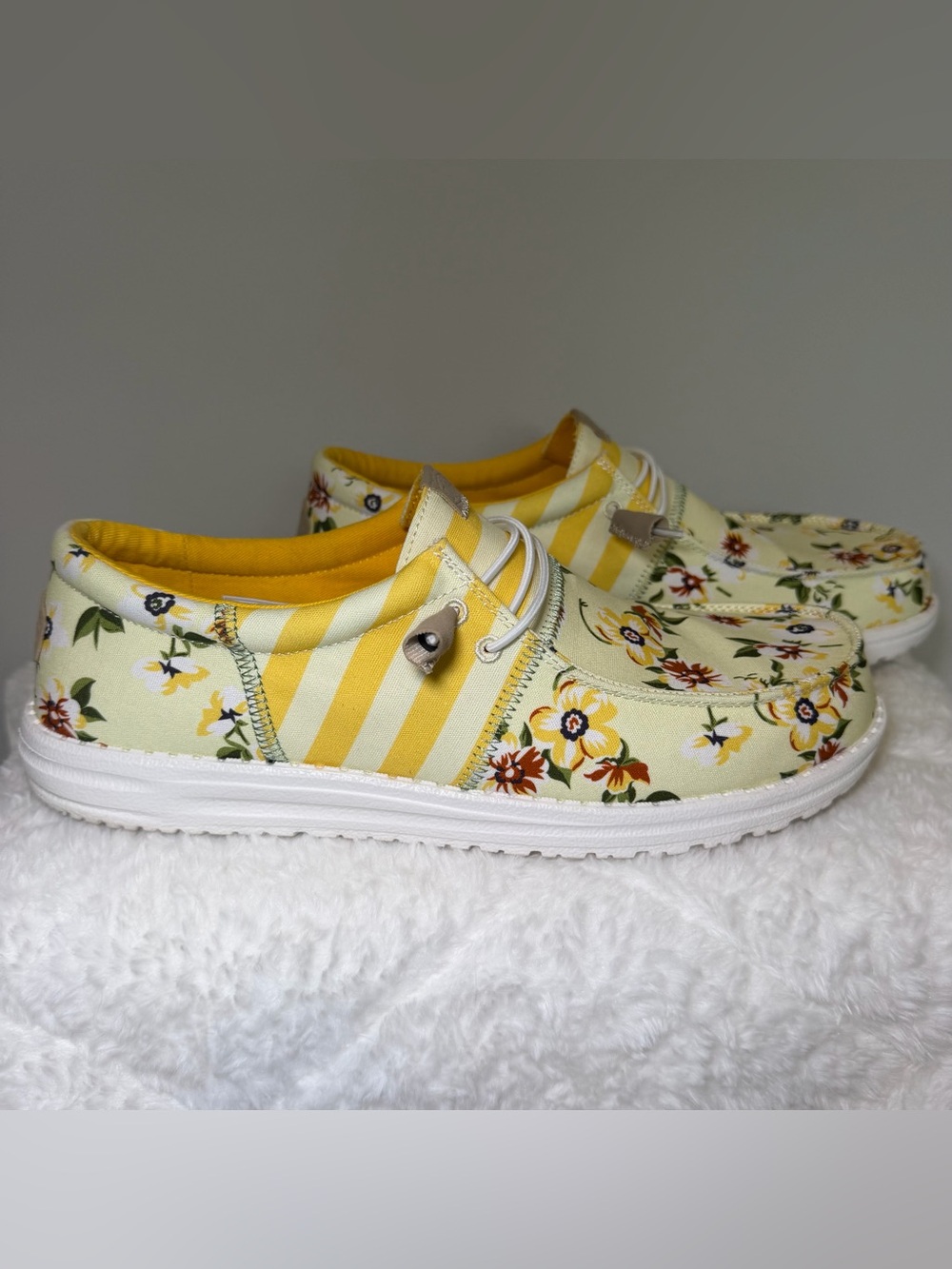 Men’s Hey Dude Wally Mixed Floral Yellow Slip-Ons | Size 14